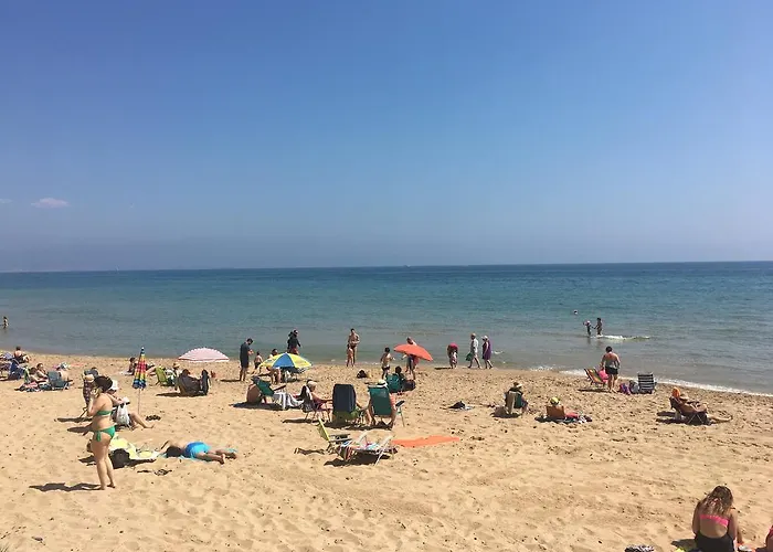 Apartamentos Arenales Del Sol III